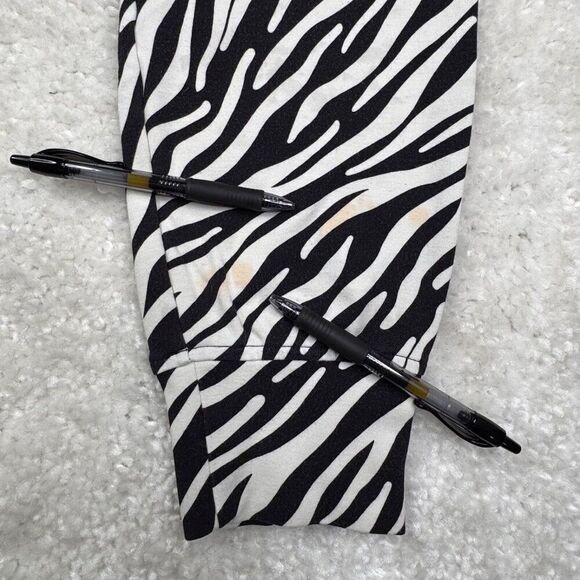 Cabi ATC Zebra Jogger Pants FLAWS - Picture 5 of 13